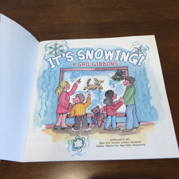 Scholastic Snowman Winter Books Bundle of 3 - Picture 5 of 16